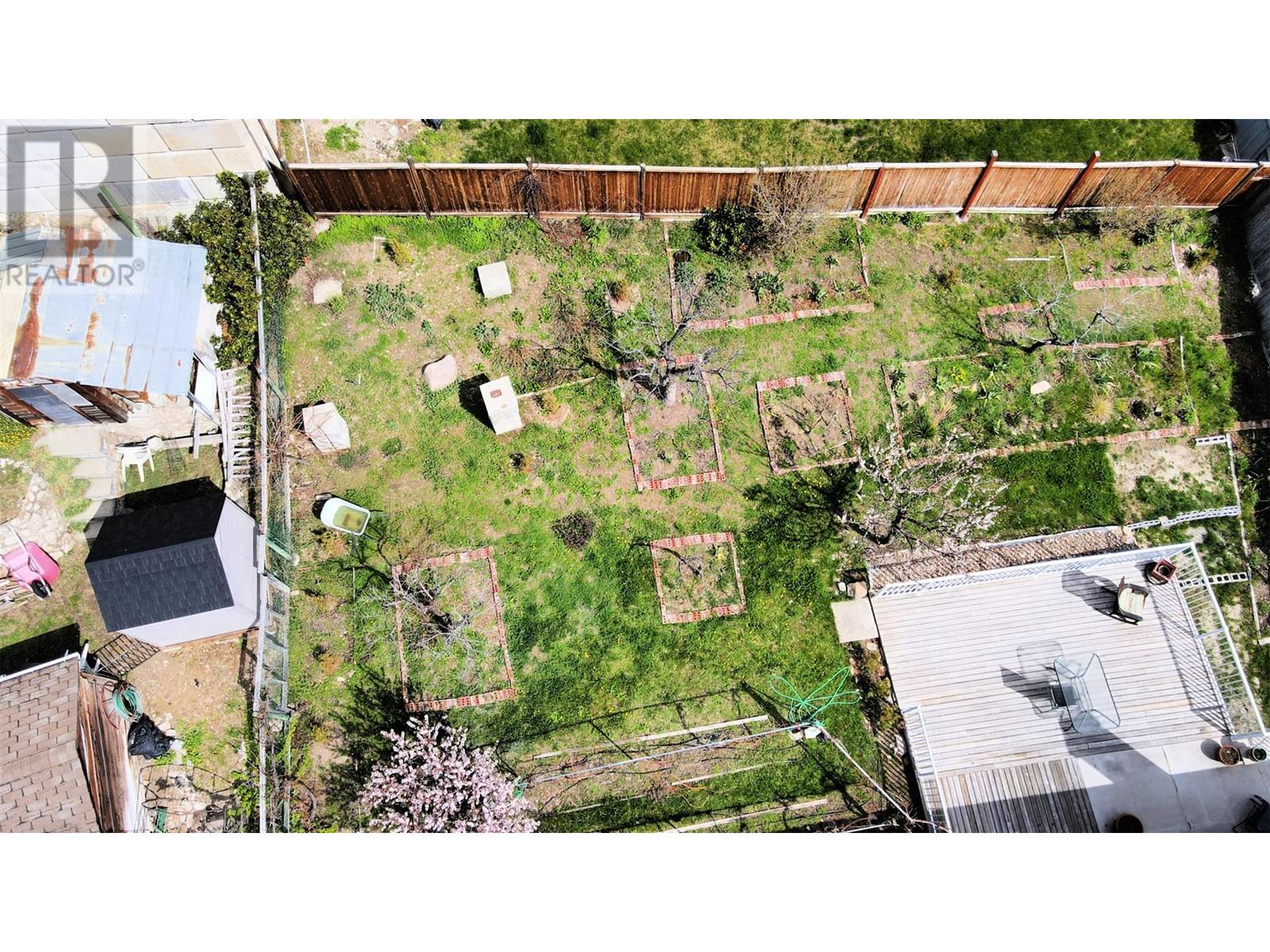  3765 Lornell Crescent, Peachland