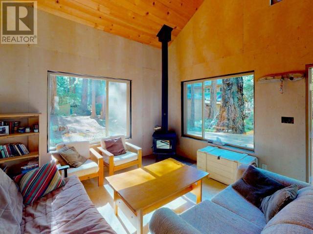 1157 TENNYSON RD, Savary Island
