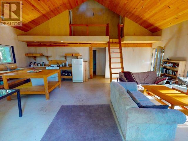 1157 TENNYSON RD, Savary Island