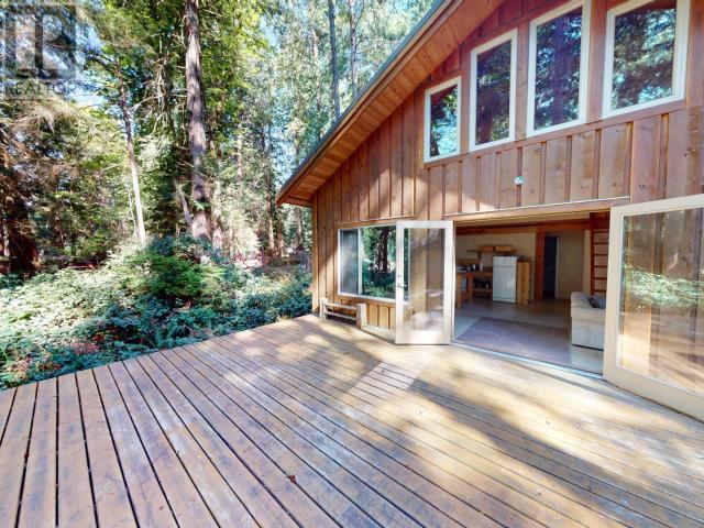1157 TENNYSON RD, Savary Island