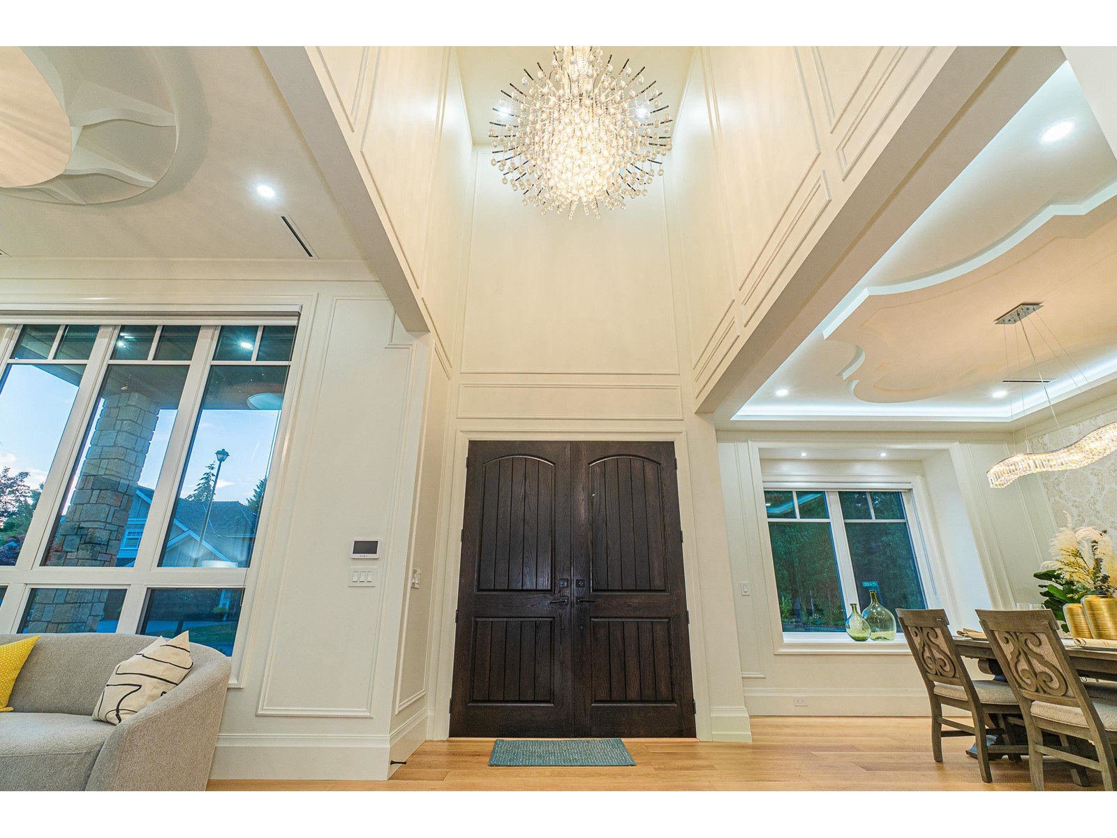 Photo 11 of 13988 20 A Avenue, Surrey BC