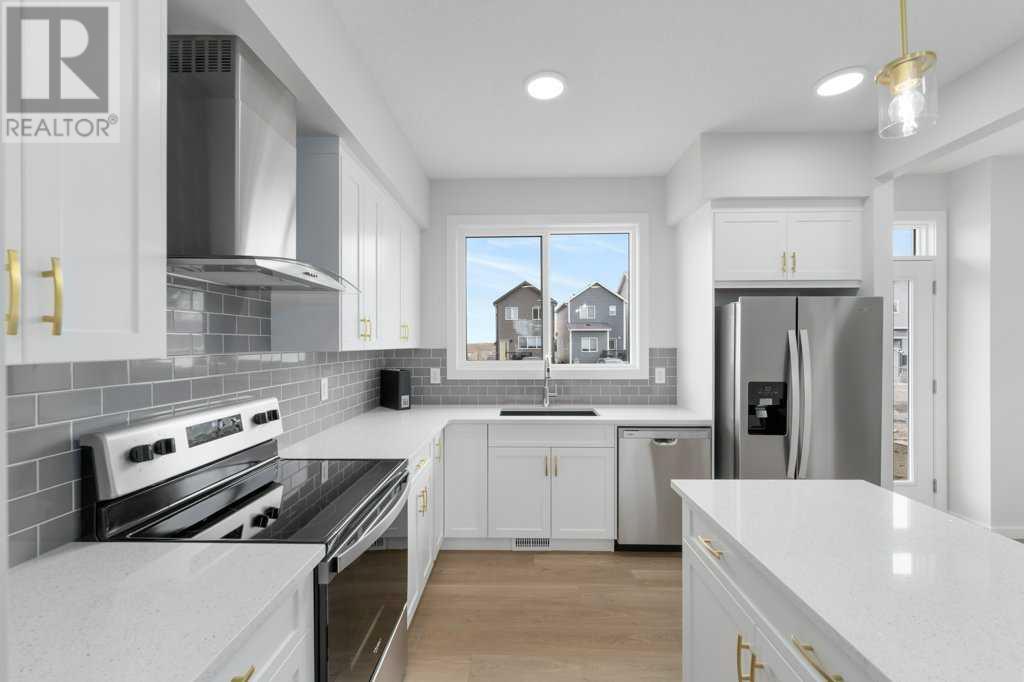 Single Family House for Sale in  Heirloom Drive SE Rangeview Calgary 