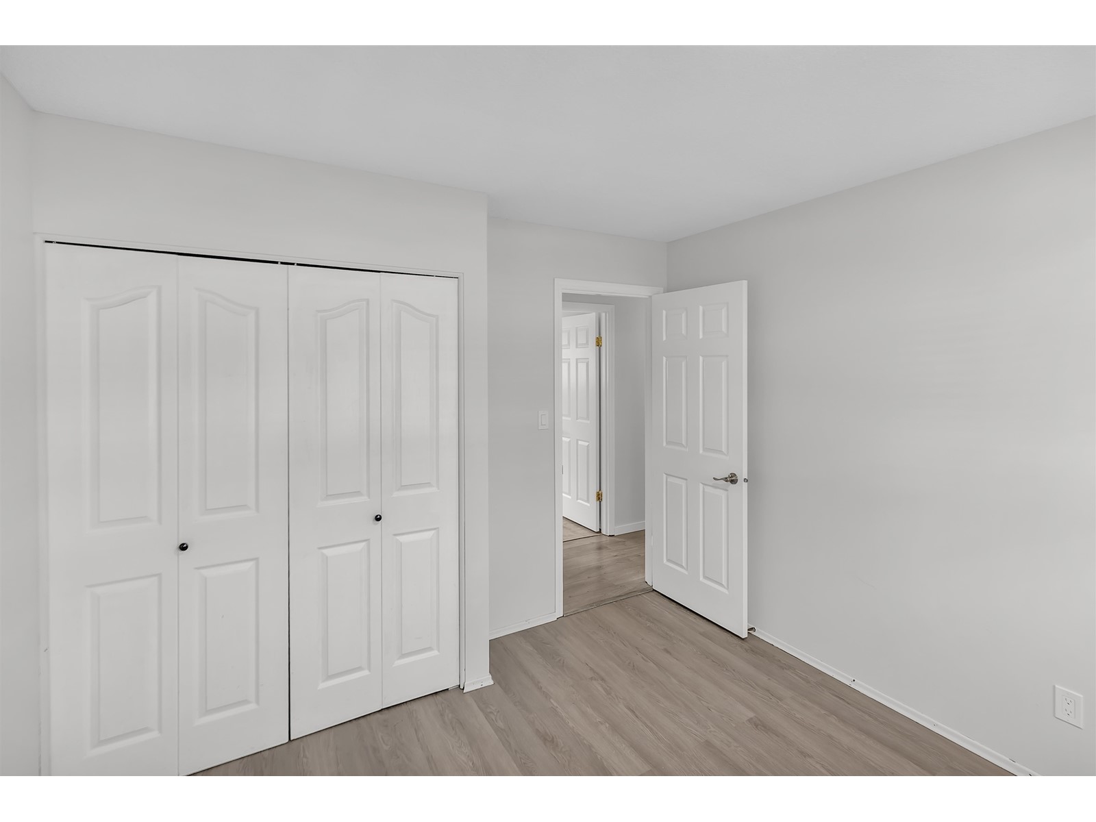 Photo 15 of 2549 Sugarpine Street, Abbotsford BC