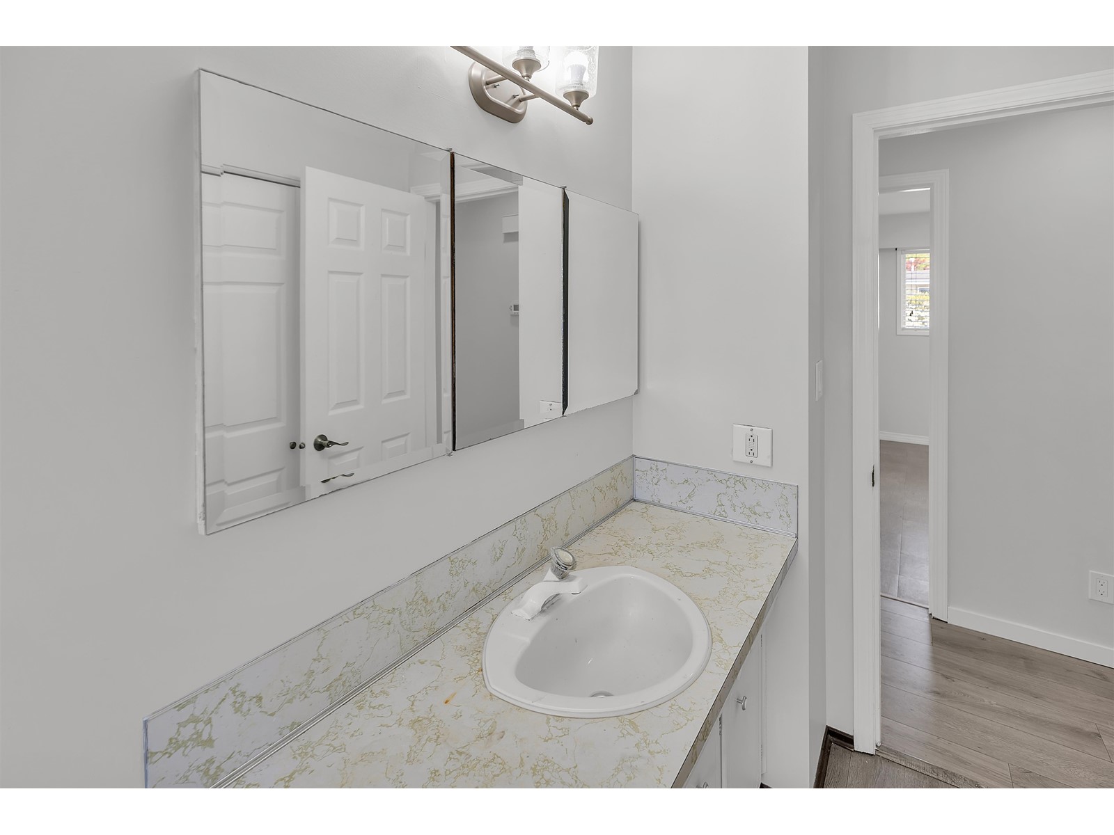Photo 19 of 2549 Sugarpine Street, Abbotsford BC