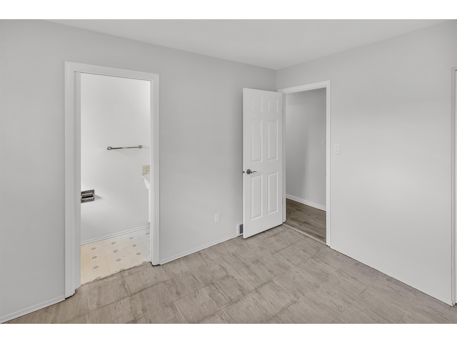 Photo 14 of 2549 Sugarpine Street, Abbotsford BC