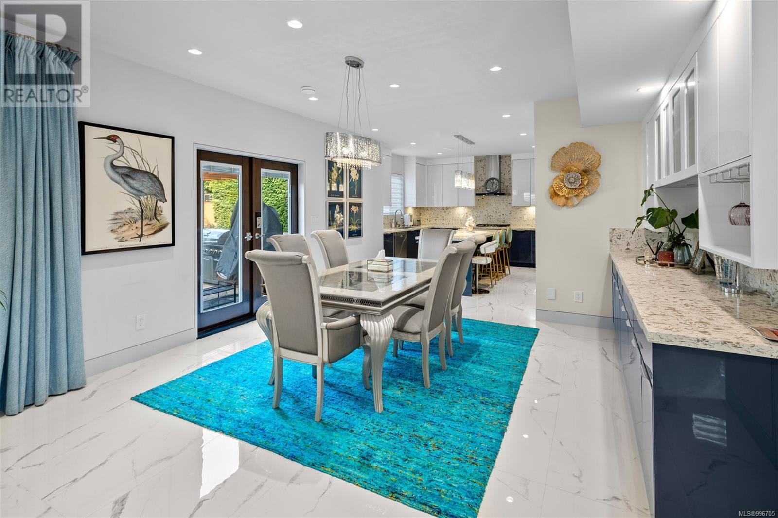  2328 Dunlevy Street, Oak Bay