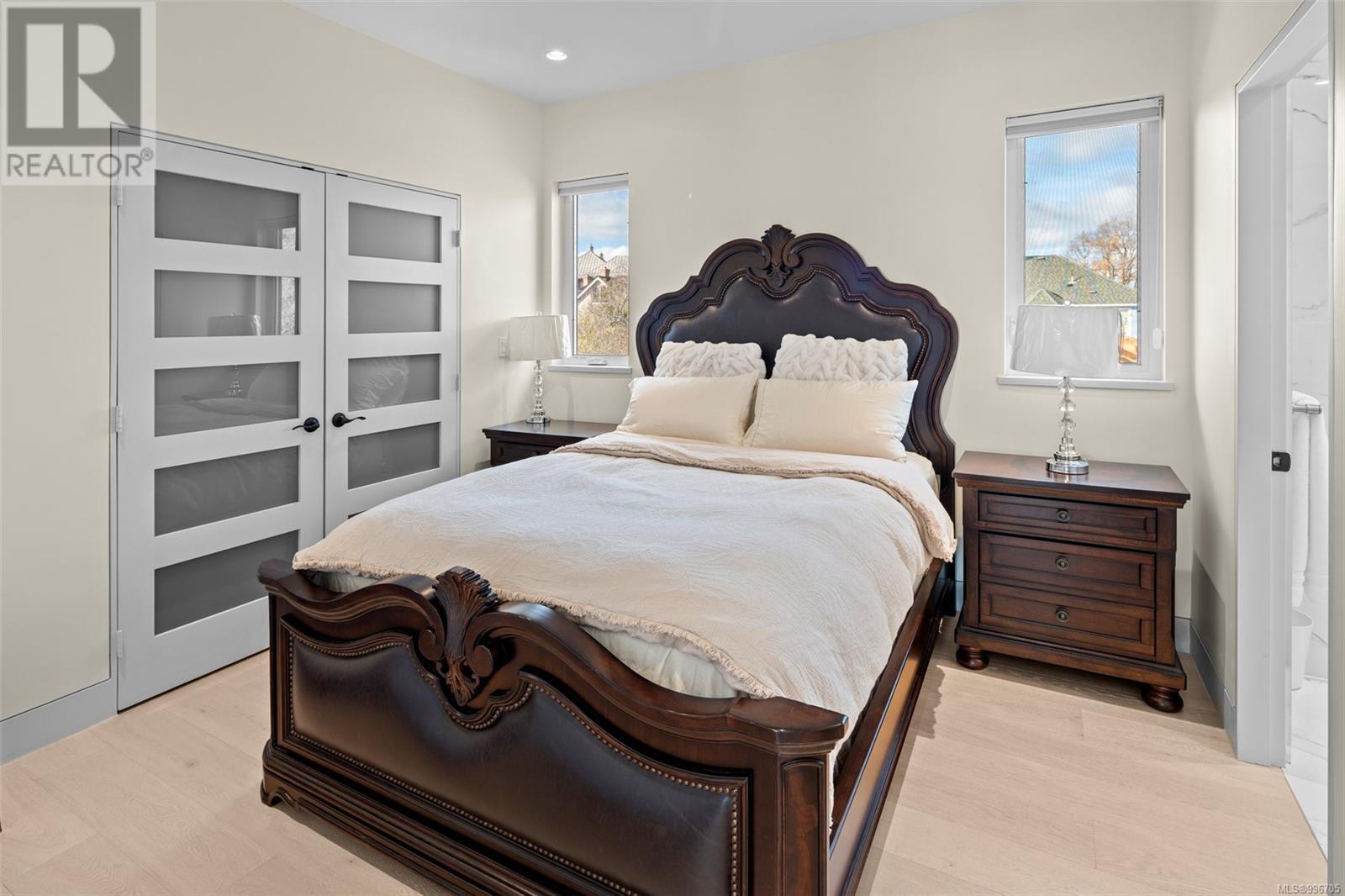  2328 Dunlevy Street, Oak Bay