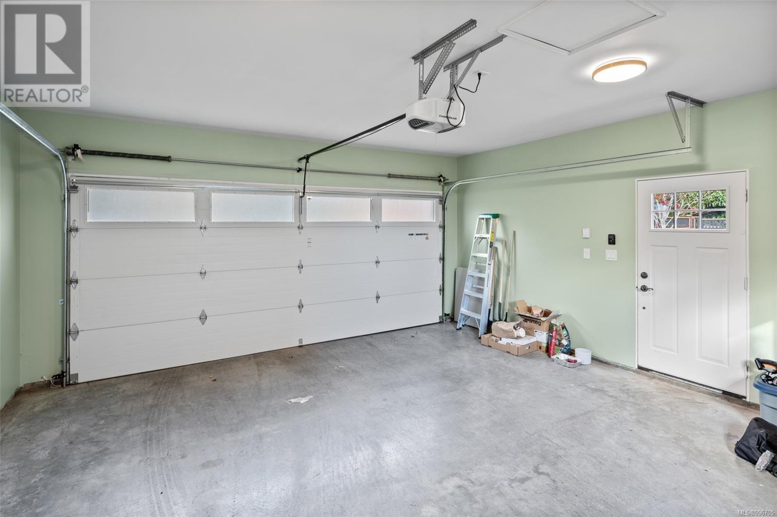 2328 Dunlevy Street, Oak Bay