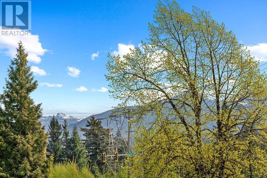 A201 40100 WILLOW CRESCENT, Squamish real estate listing R2995640