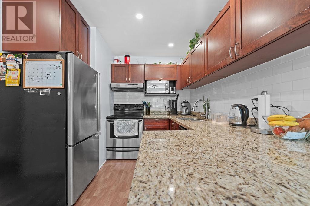 A201 40100 WILLOW CRESCENT, Squamish real estate listing R2995640