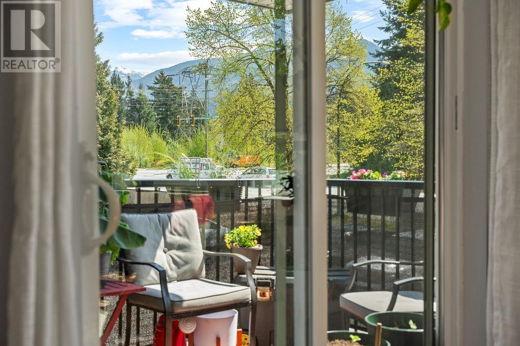 A201 40100 WILLOW CRESCENT, Squamish real estate listing R2995640