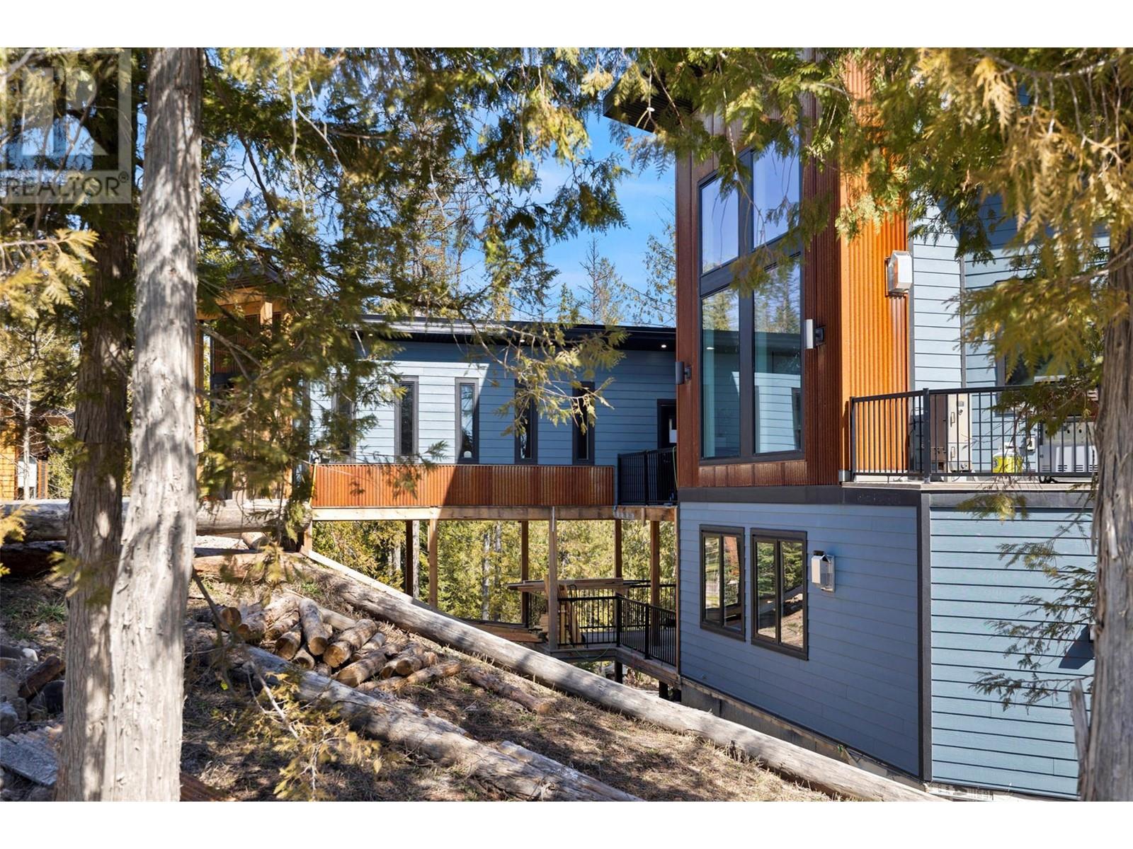 5339 Highline Drive, Fernie