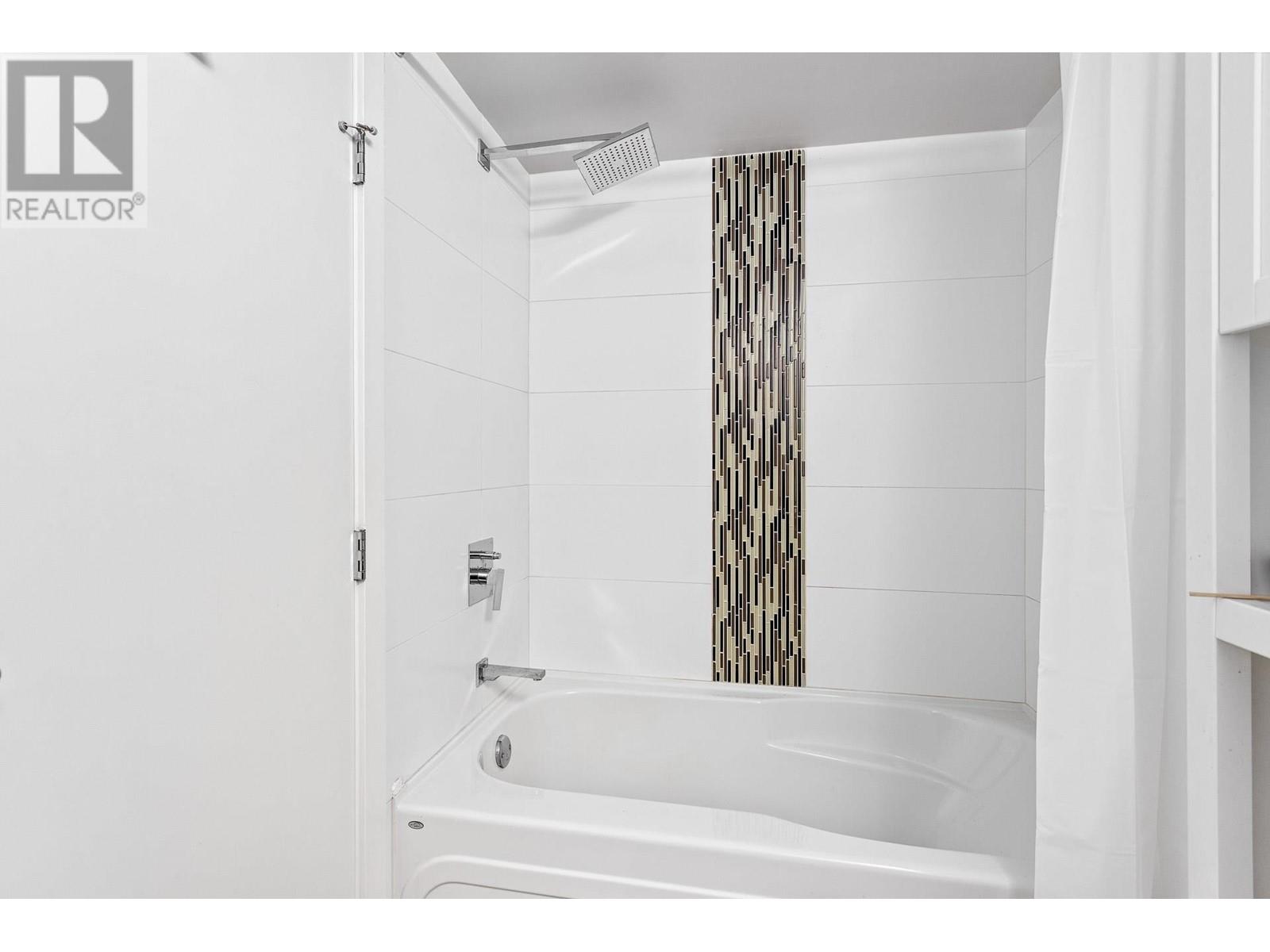 315 12075 EDGE STREET, Maple Ridge real estate listing R2977537