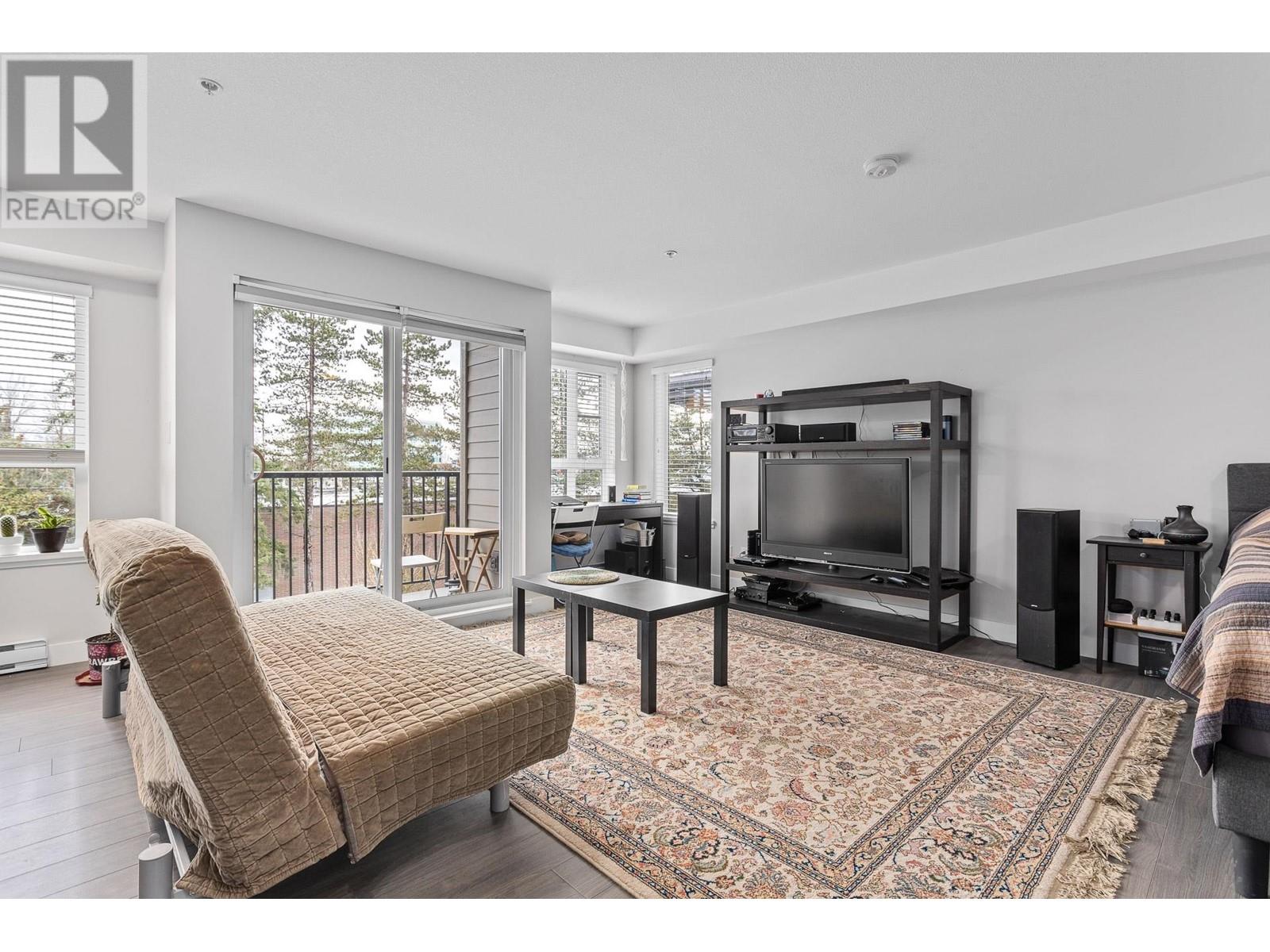 315 12075 EDGE STREET, Maple Ridge real estate listing R2977537
