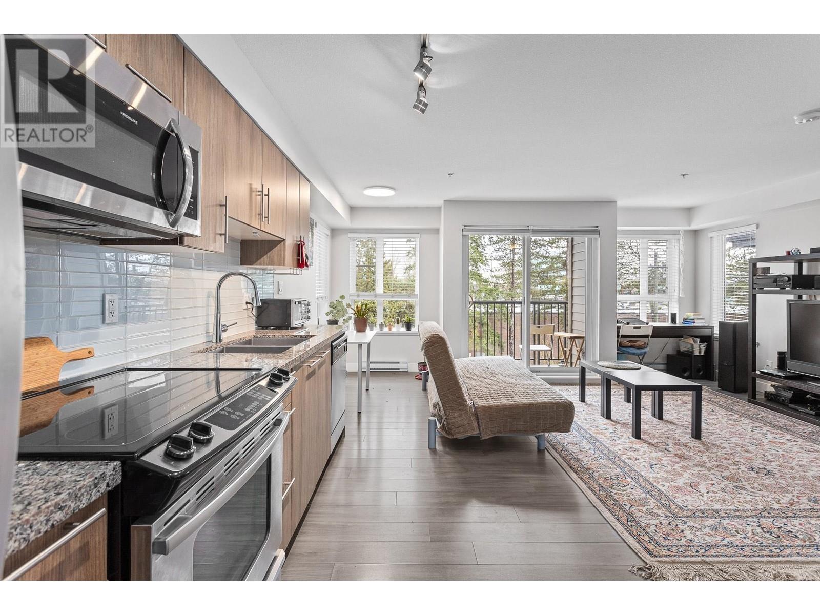 315 12075 EDGE STREET, Maple Ridge real estate listing R2977537