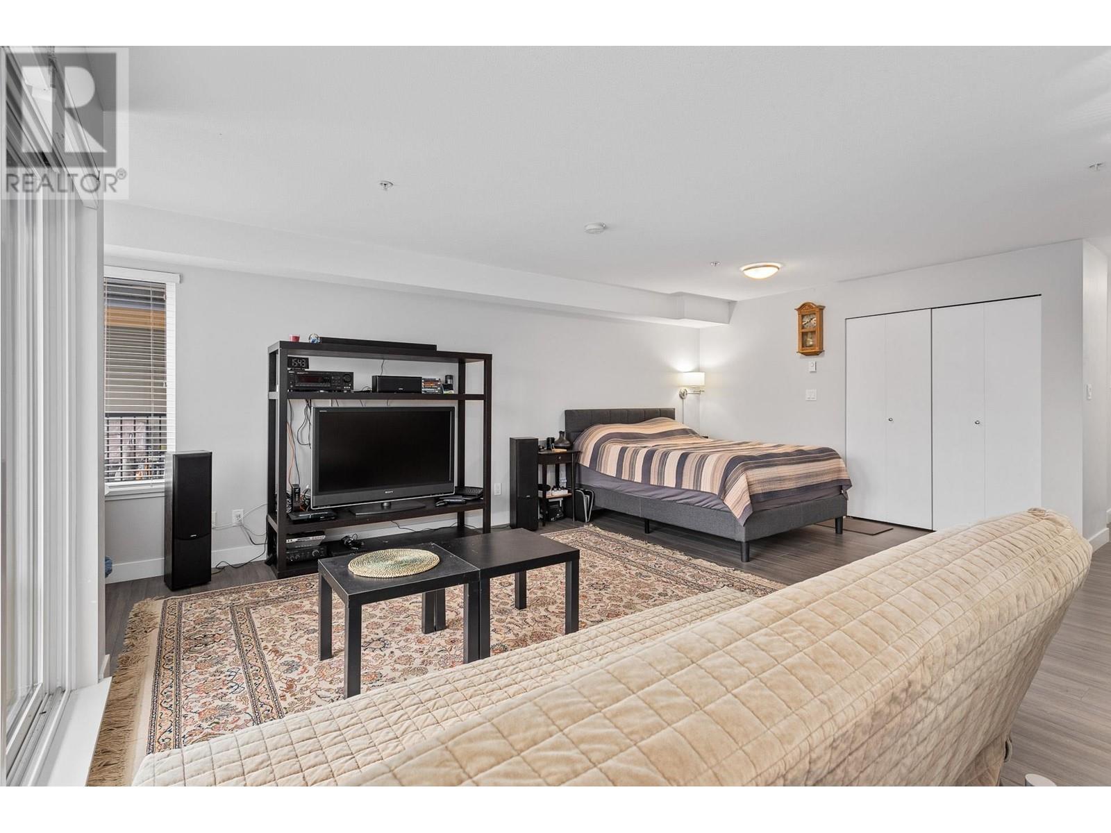315 12075 EDGE STREET, Maple Ridge real estate listing R2977537