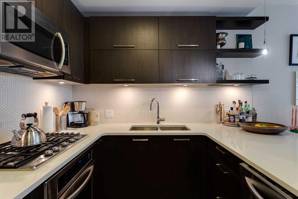Single Family House for Sale in    Street NE Renfrew Calgary 