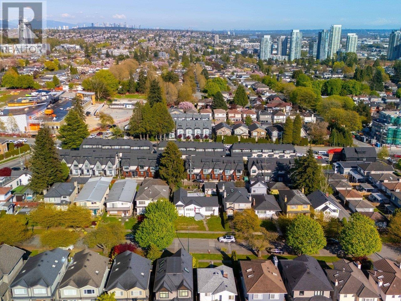 Photo 7 of 7898 Osler Street, Vancouver BC