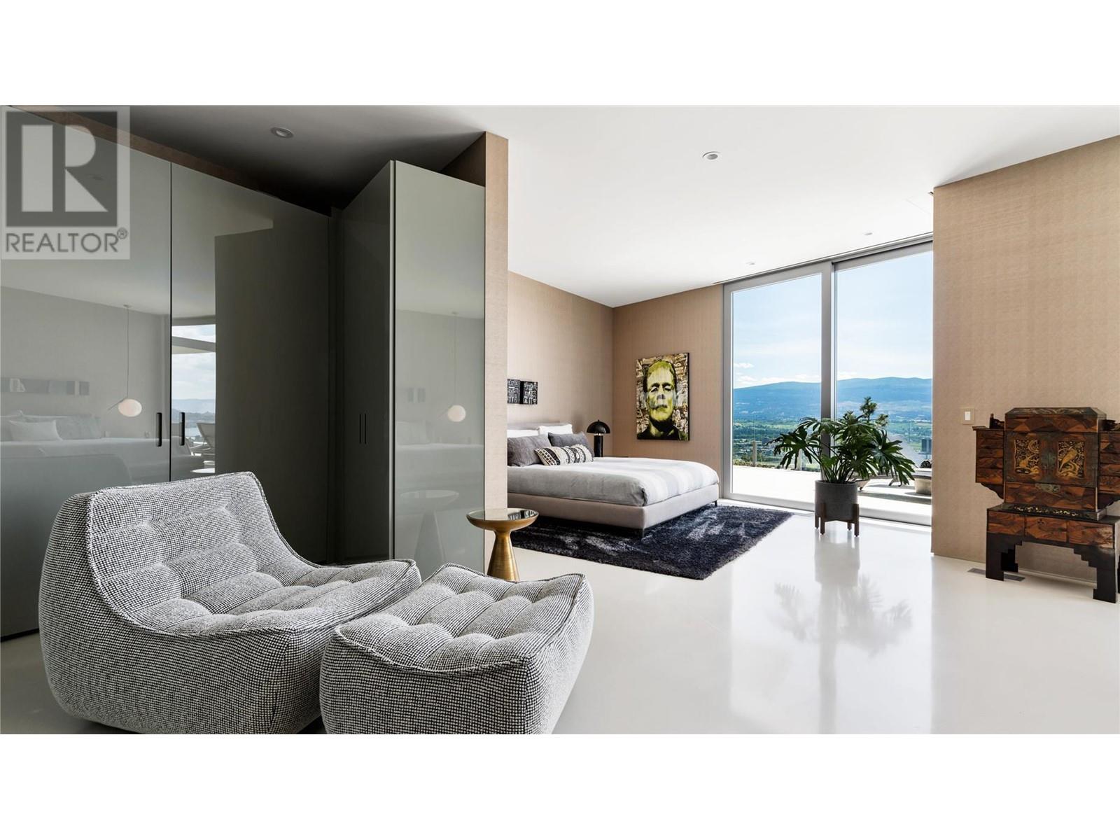 764 Rockcliffe Place, Kelowna