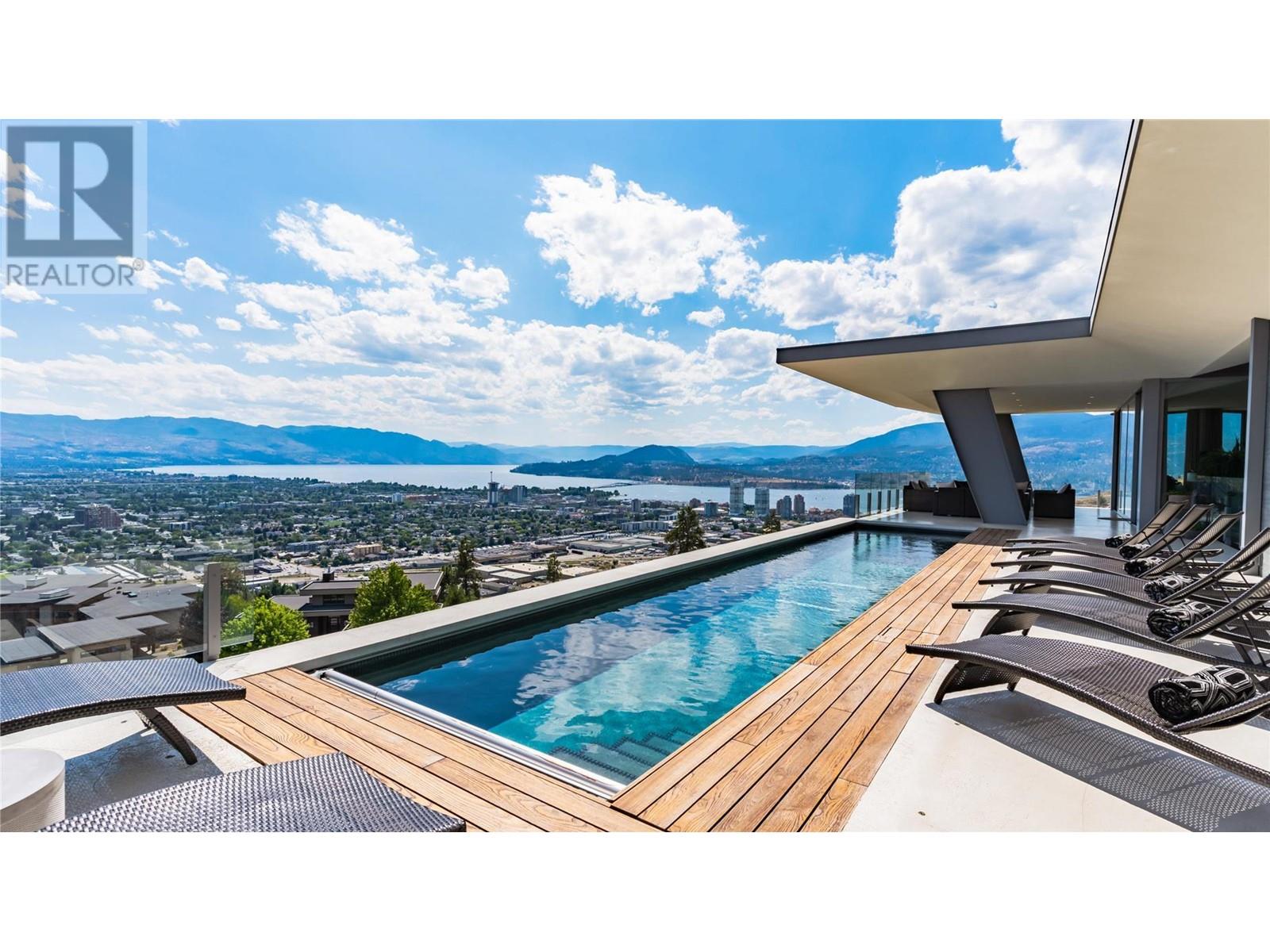 764 Rockcliffe Place, Kelowna