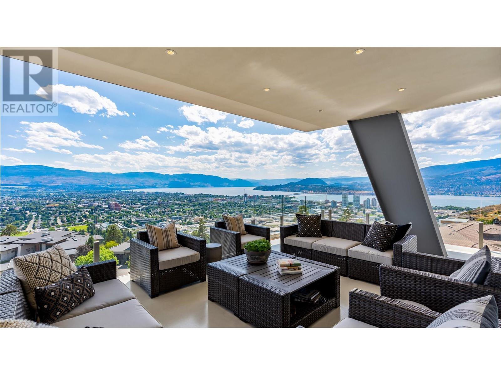 764 Rockcliffe Place, Kelowna