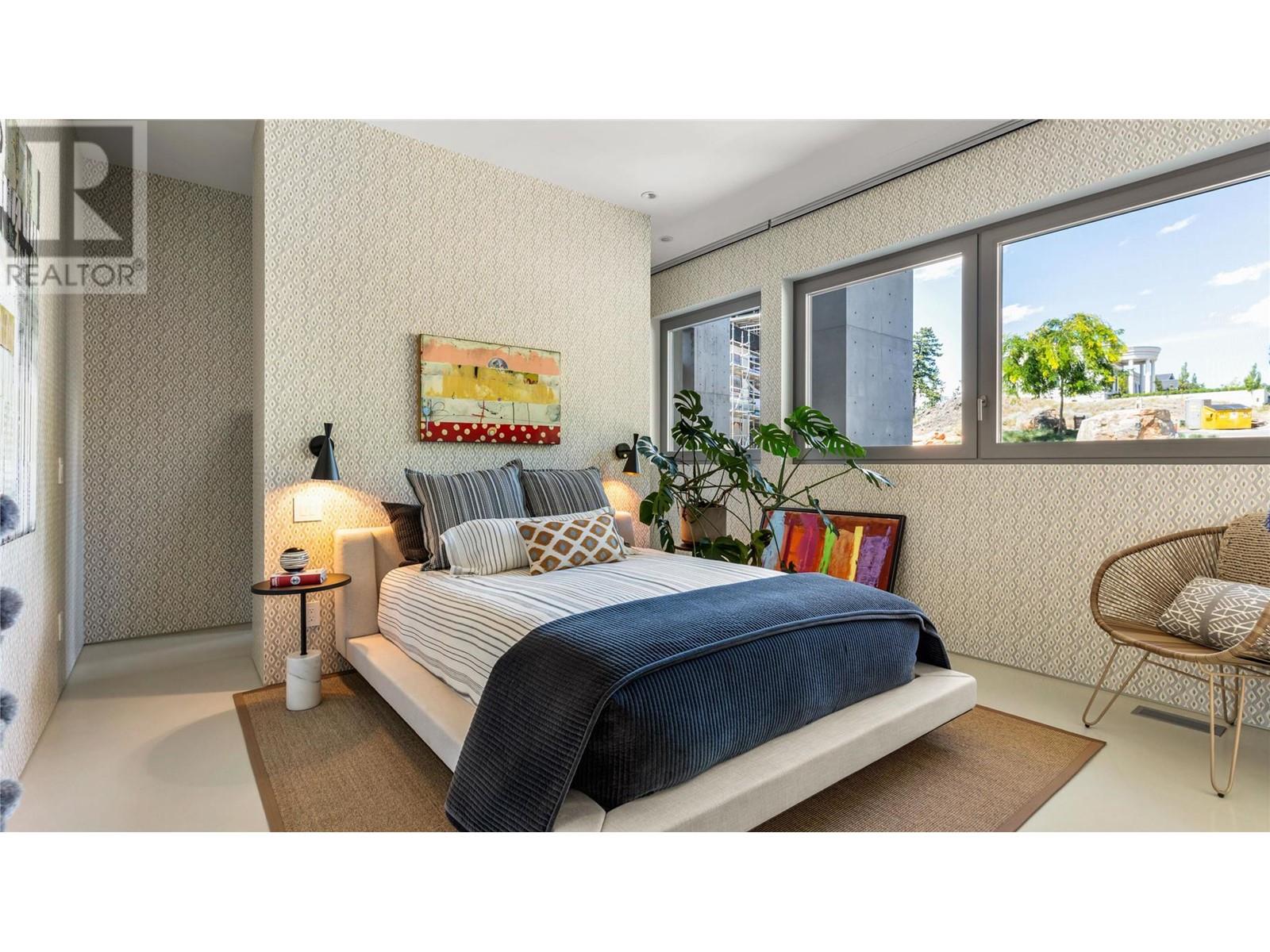 764 Rockcliffe Place, Kelowna
