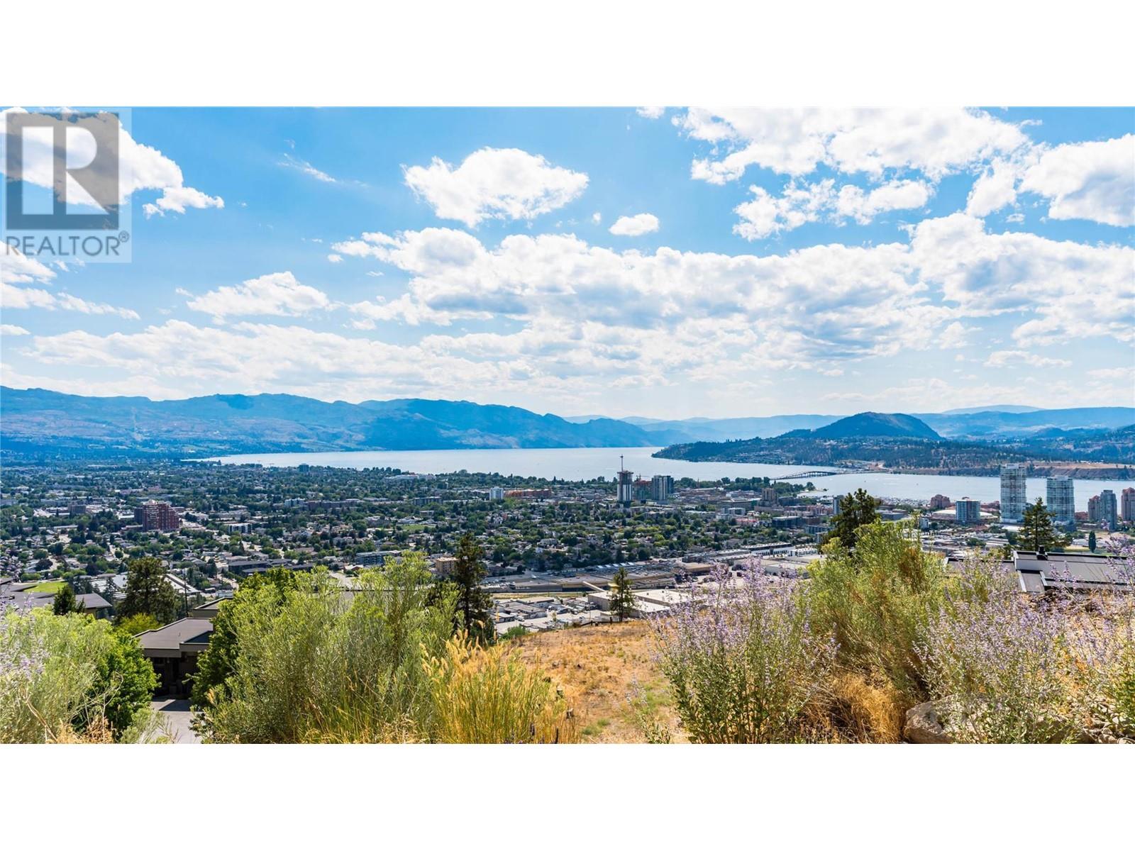 764 Rockcliffe Place, Kelowna
