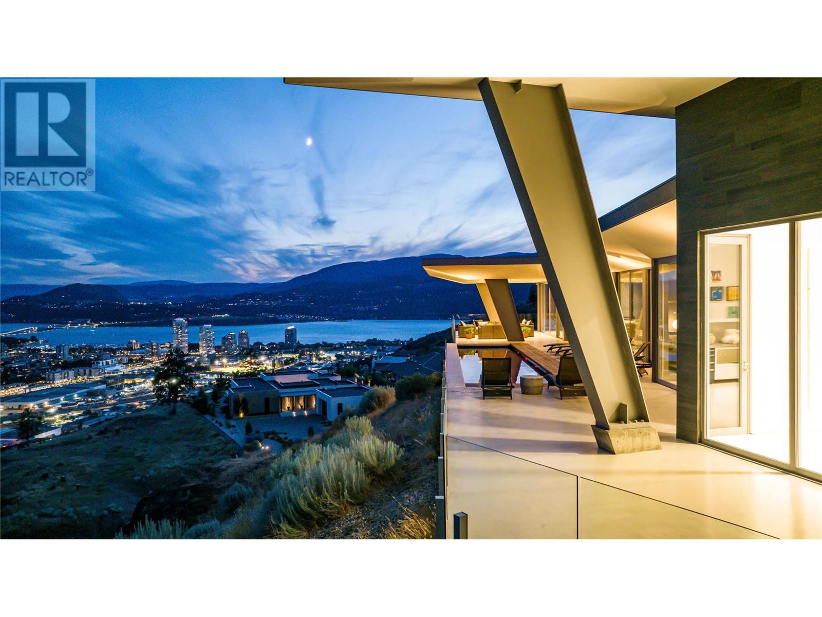 764 Rockcliffe Place, Kelowna