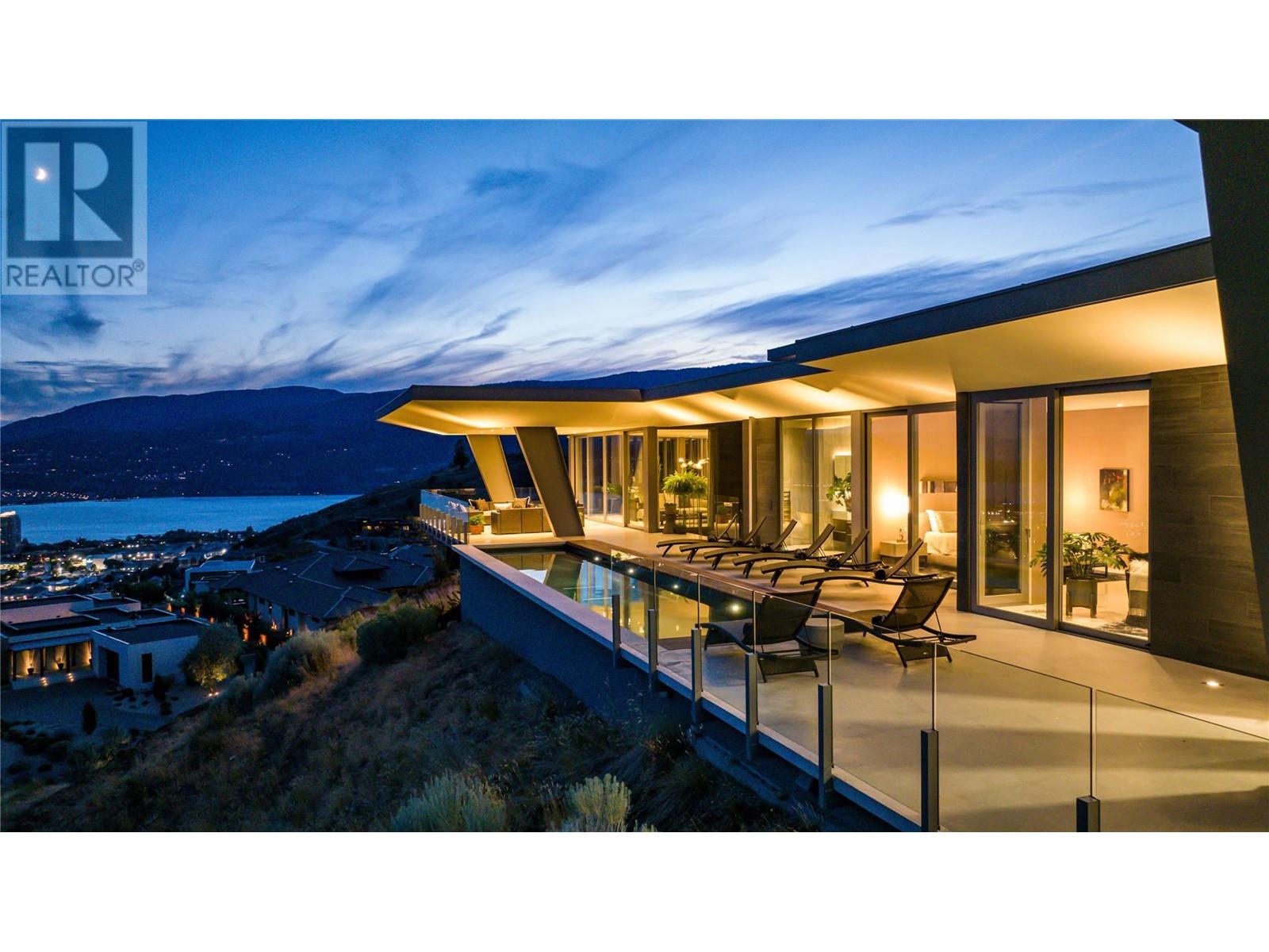 764 Rockcliffe Place, Kelowna