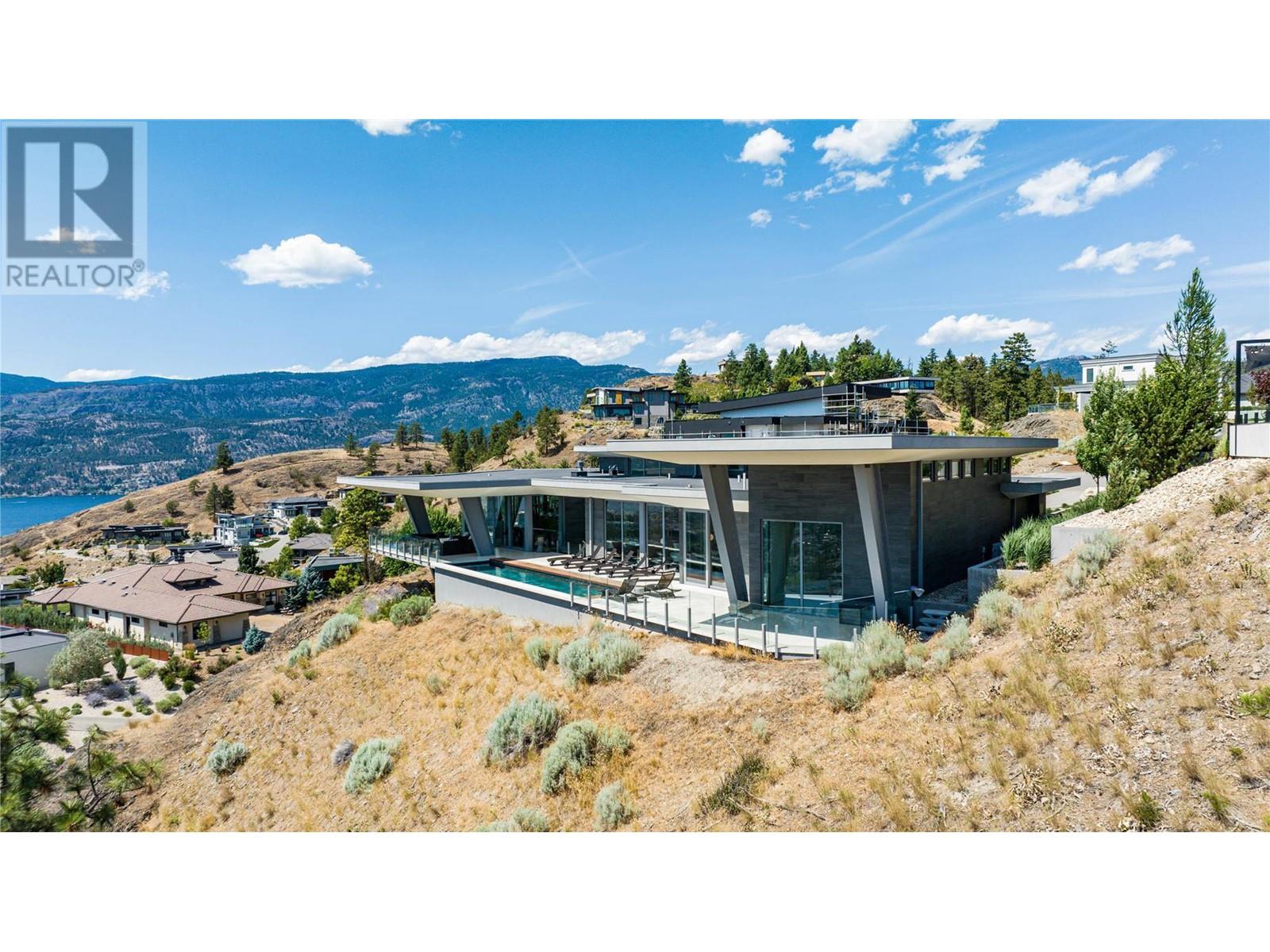 764 Rockcliffe Place, Kelowna