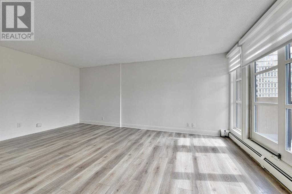Single Family House for Sale in    Avenue SW Beltline Calgary 