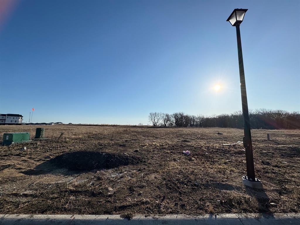 Photo 1 of 69 Bremner Drive, Headingley MB