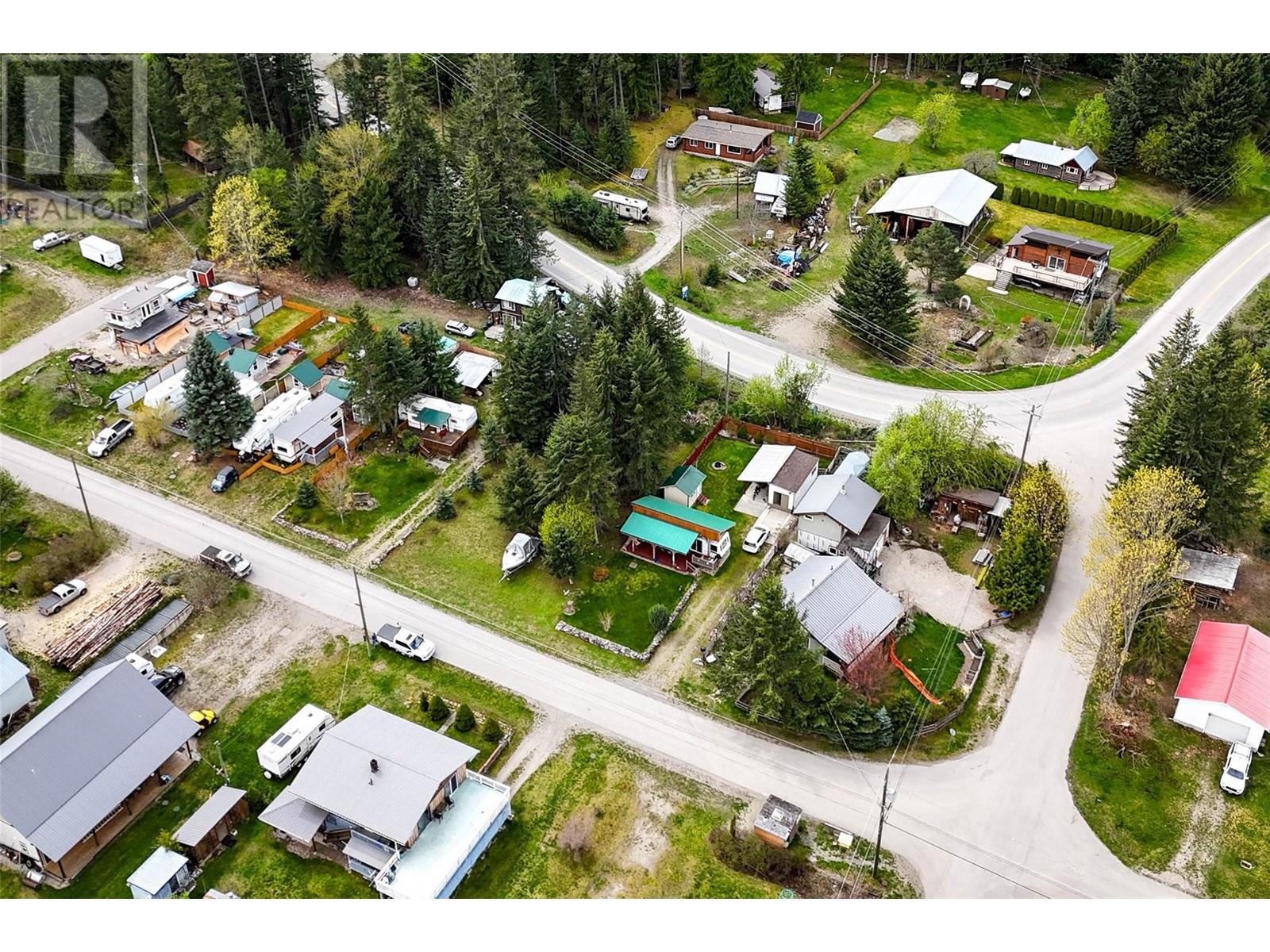 Recreational for Sale in Lardeau – Lots 22, 23, 24 Main Street, Lardeau - Image 4