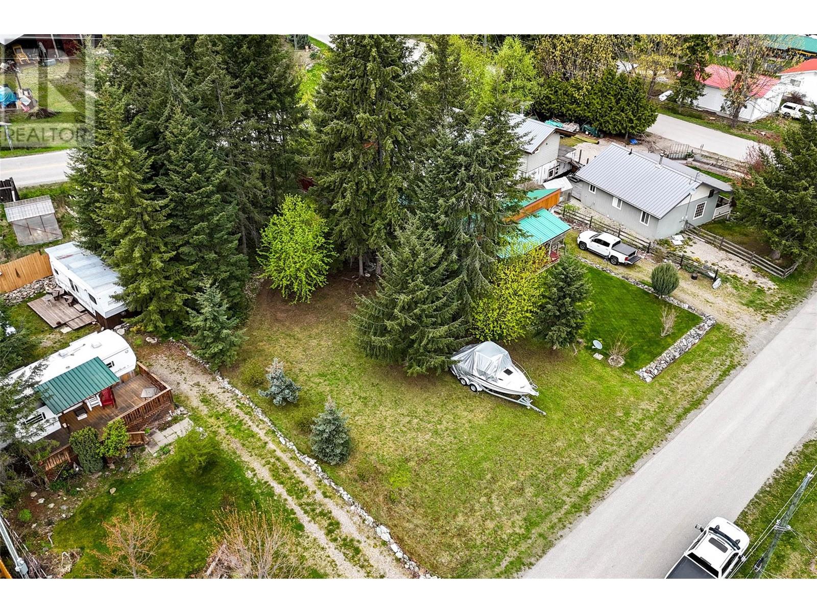 Recreational for Sale in Lardeau – Lots 22, 23, 24 Main Street, Lardeau - Image 13