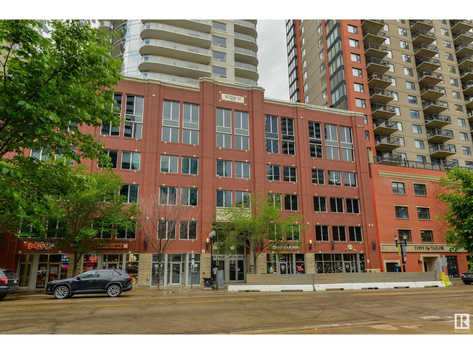 Photo 1 of 401 10154 104 St Nw, Edmonton AB
