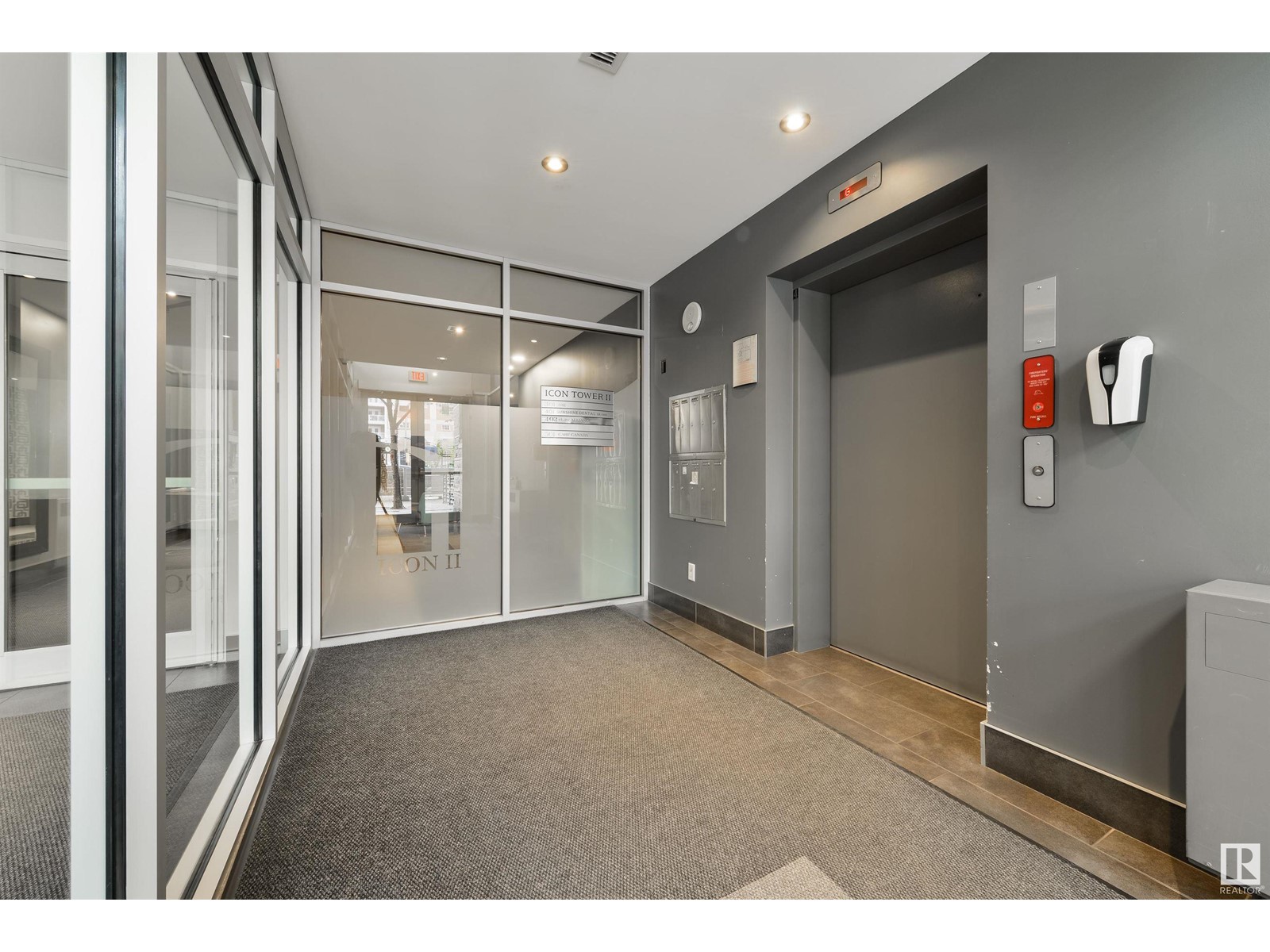 Photo 46 of 401 10154 104 St Nw, Edmonton AB