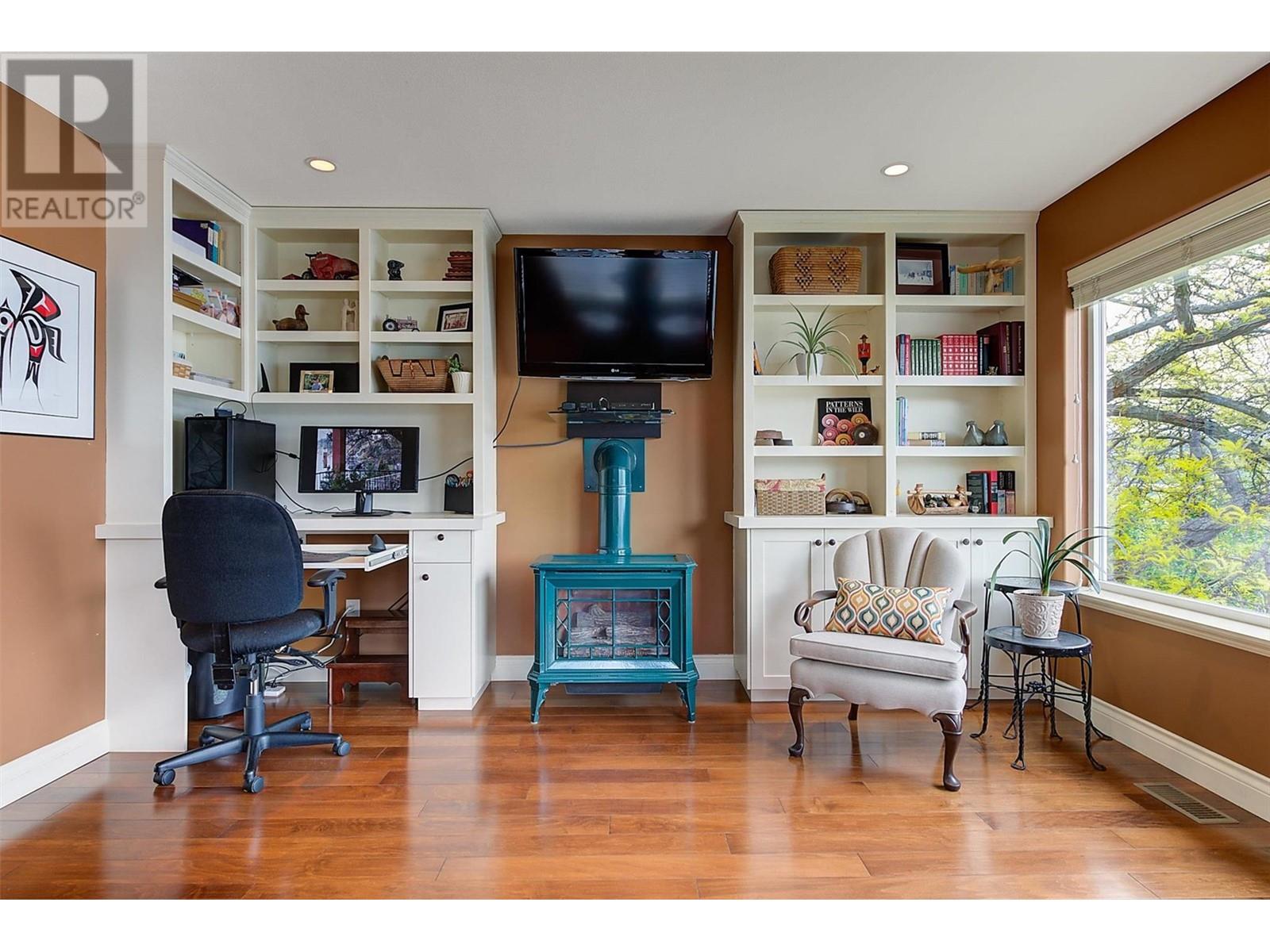  683 Westside Road South, West Kelowna