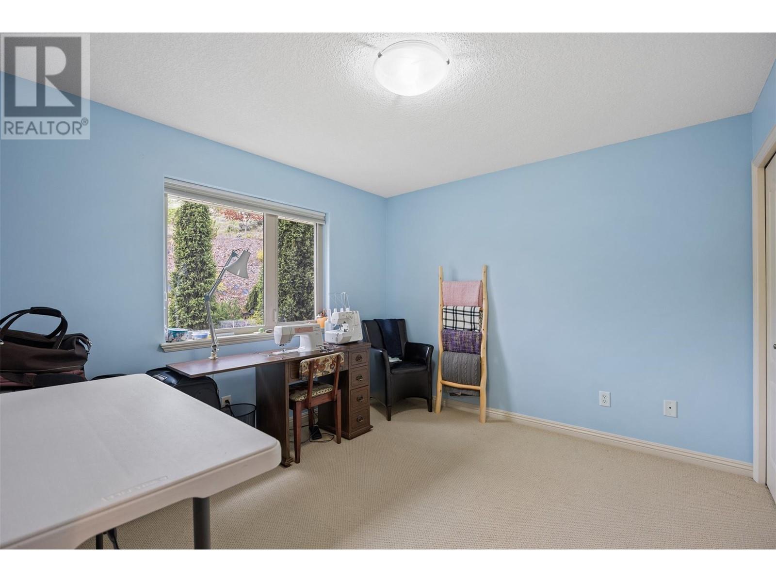 456 AZURE Place, Kamloops