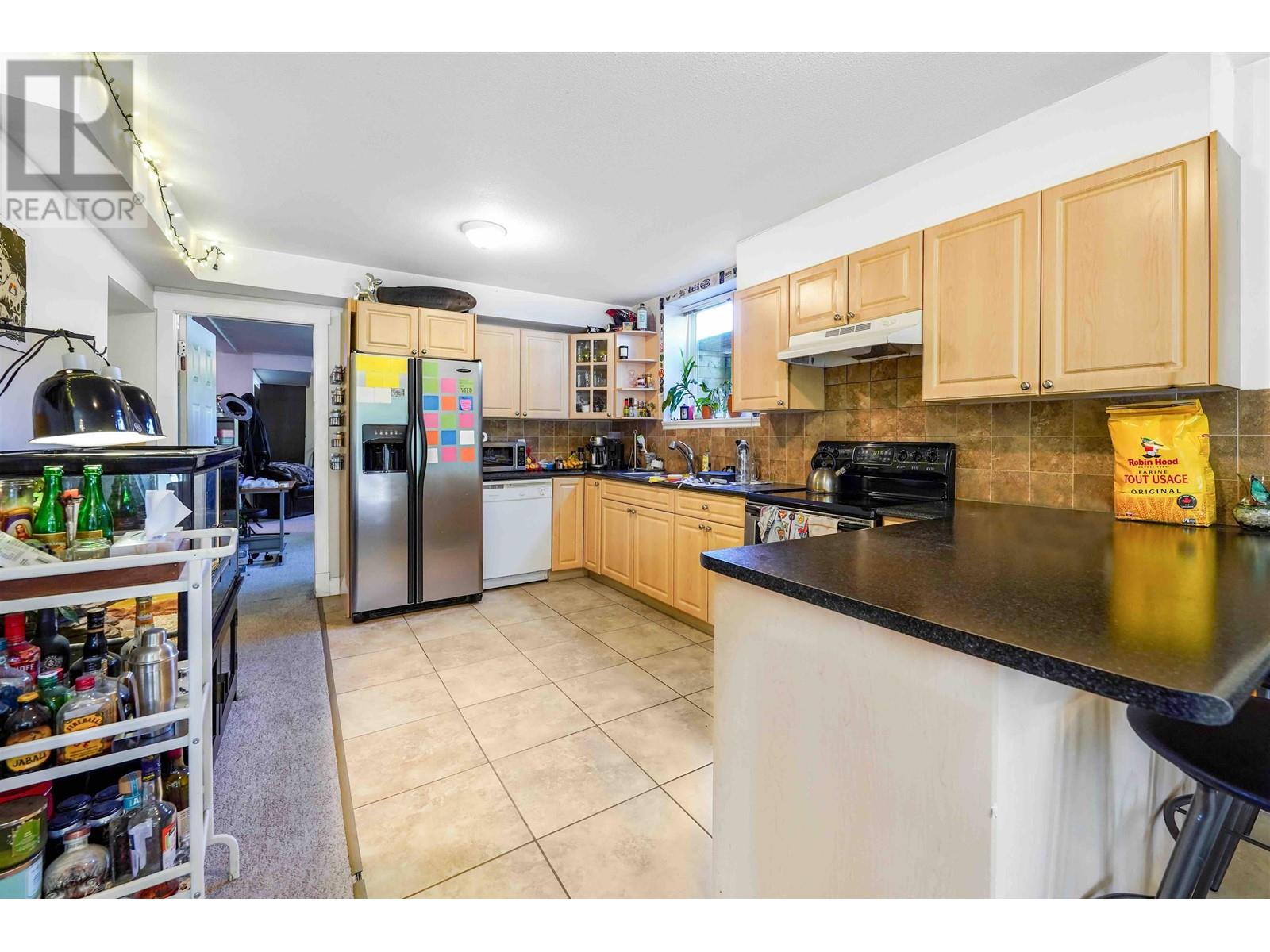 2060 CORTELL STREET, North Vancouver