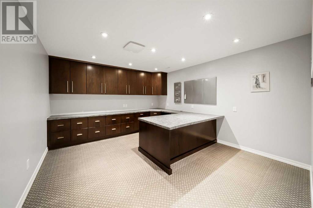 Single Family House Bungalow for Sale in  Malibou Road SW Mayfair Calgary 