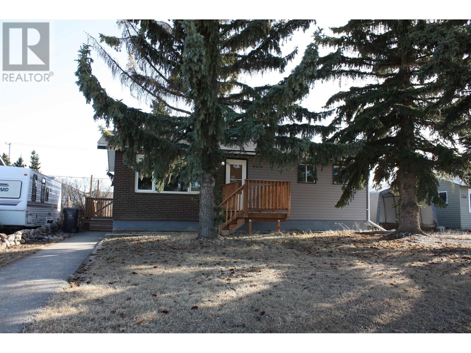 Photo 2 of 8315 94 Avenue, Fort St John BC