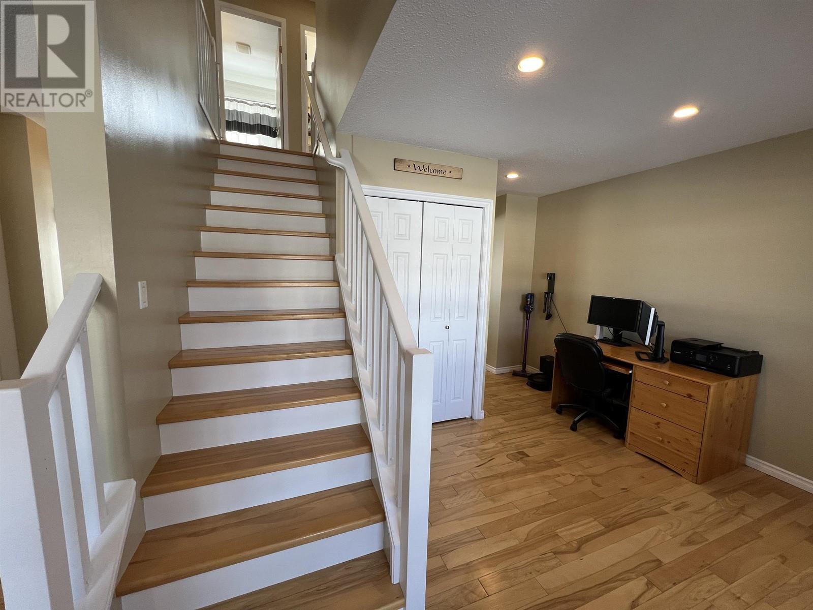 5508 MINNAKER CRESCENT, Fort Nelson