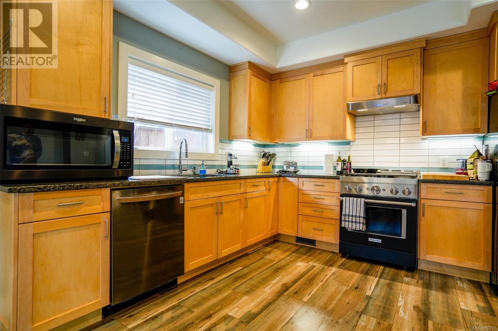 3657 12th Ave, Port Alberni real estate listing 993711