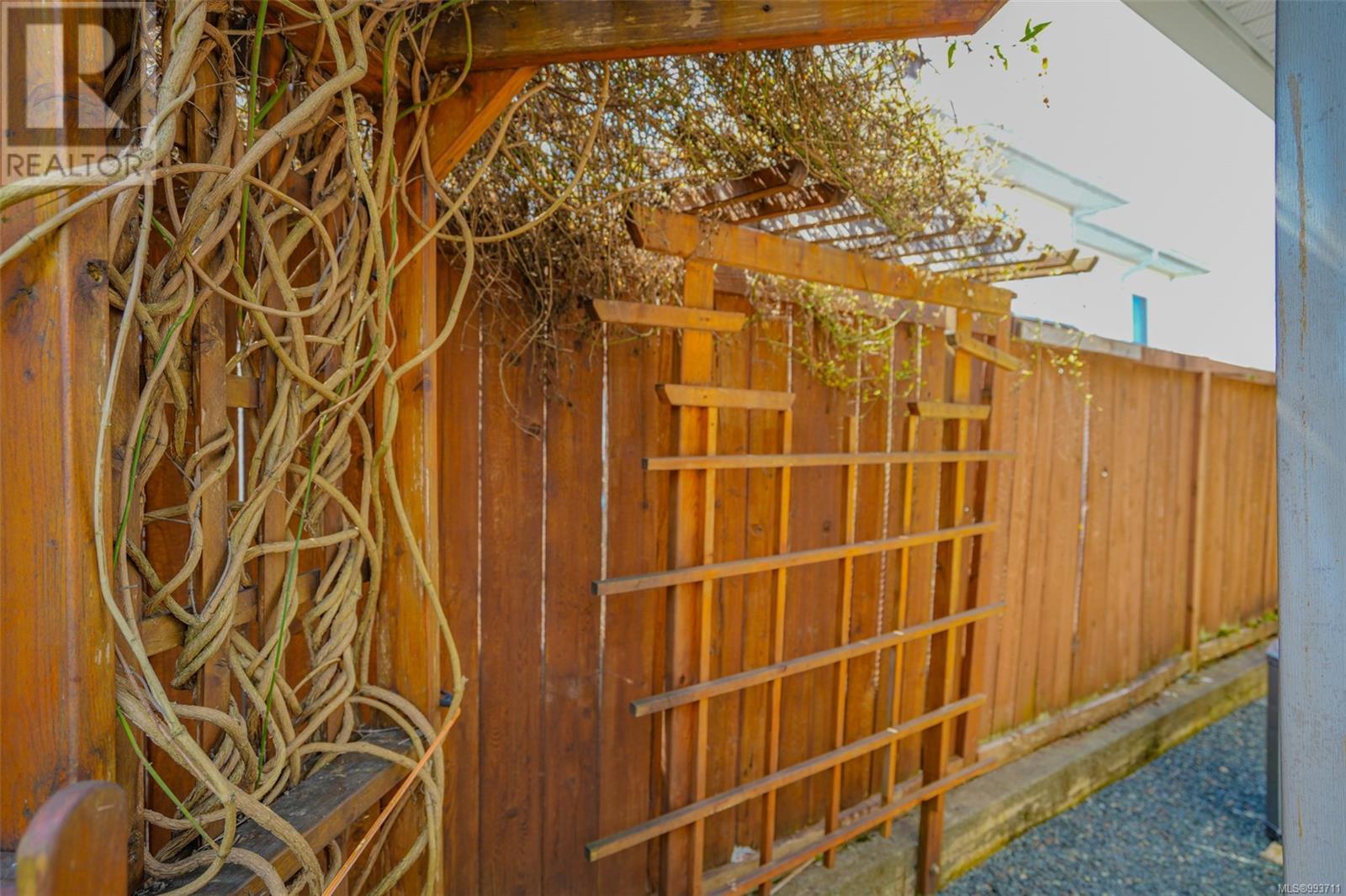 3657 12th Ave, Port Alberni real estate listing 993711