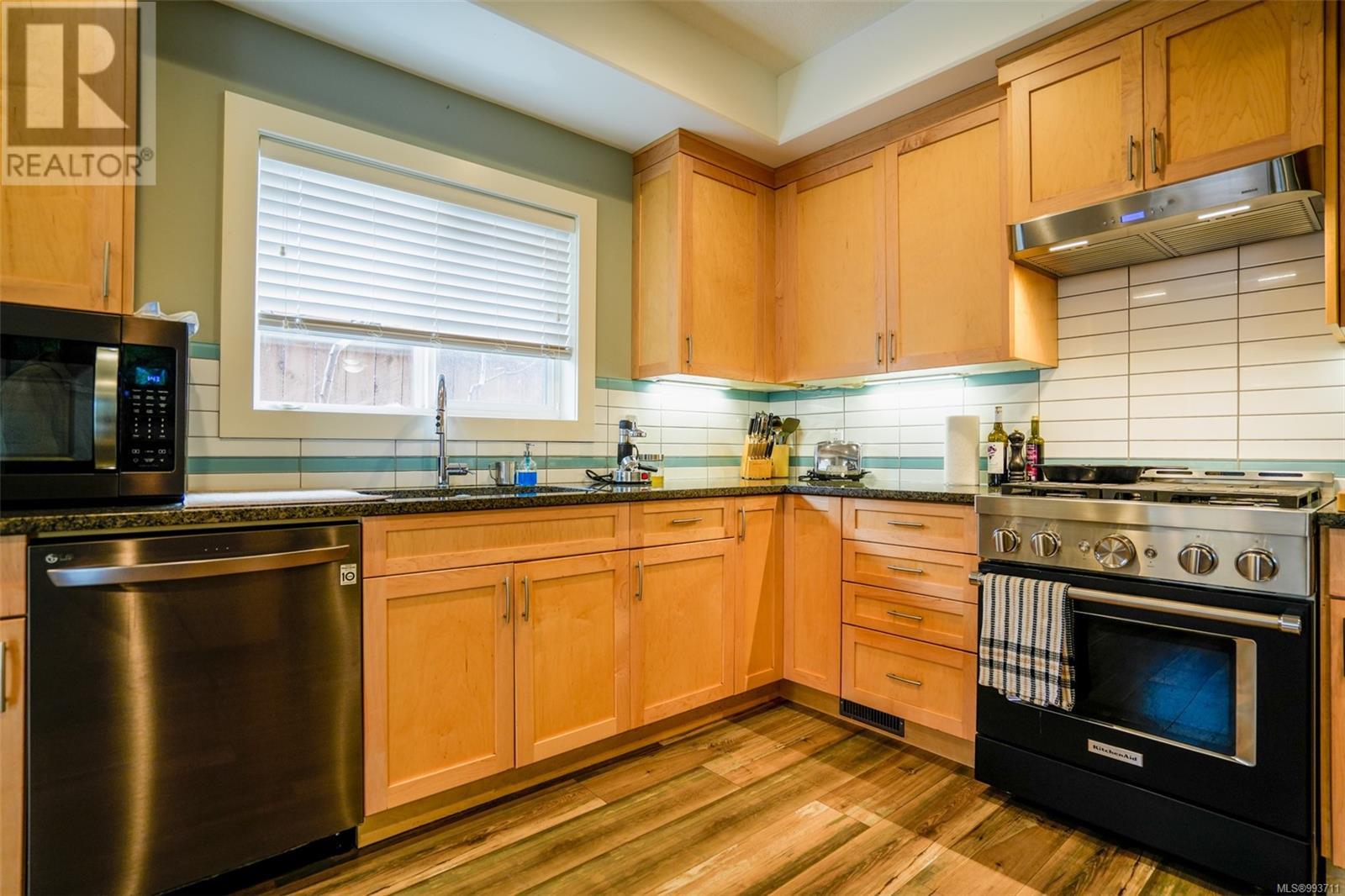 3657 12th Ave, Port Alberni real estate listing 993711