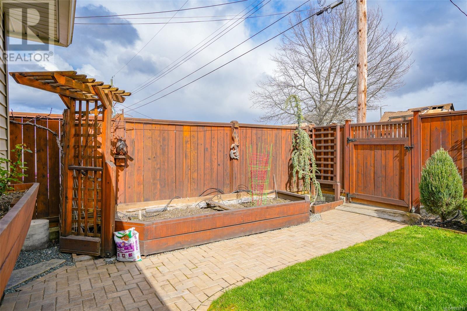 3657 12th Ave, Port Alberni real estate listing 993711