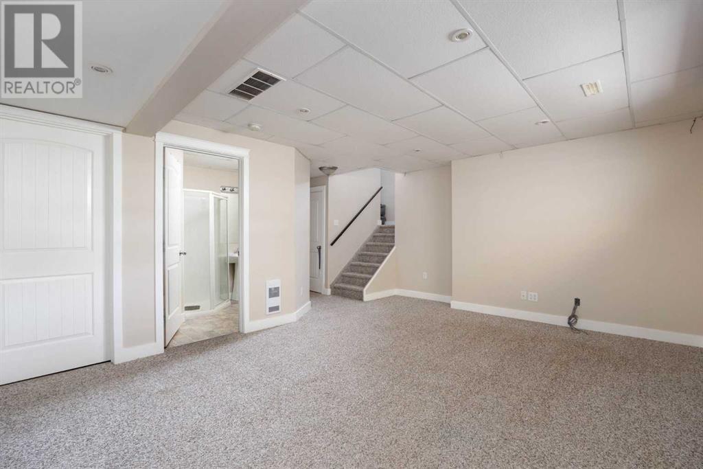 108 Huckleberry Street, Fort McMurray