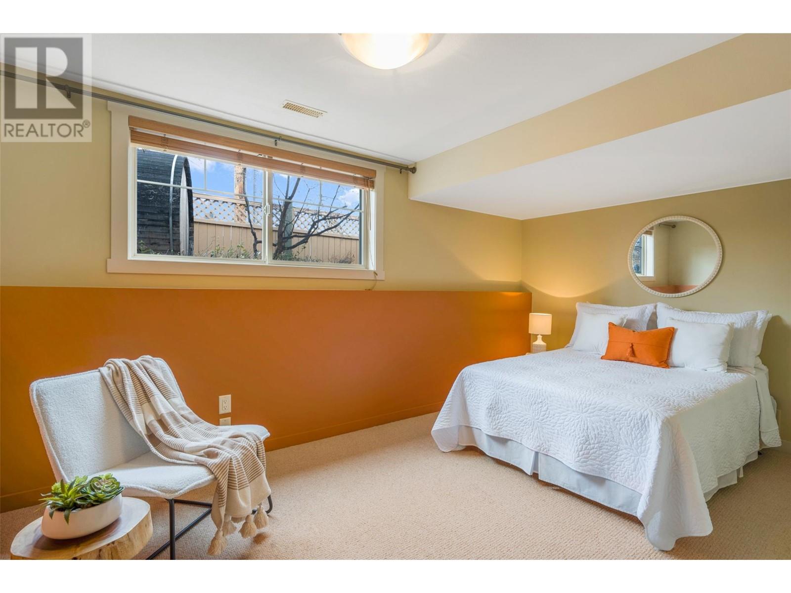  2706 Bath Street, Kelowna