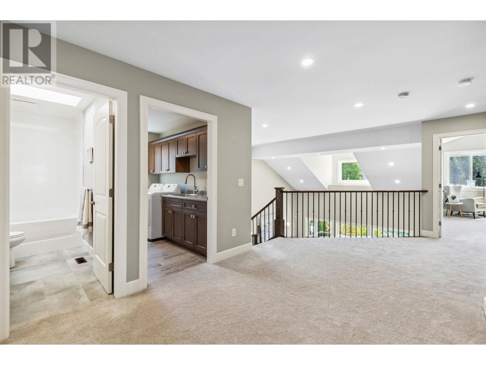 Photo 12 of 3312 Mctavish Court, Coquitlam BC