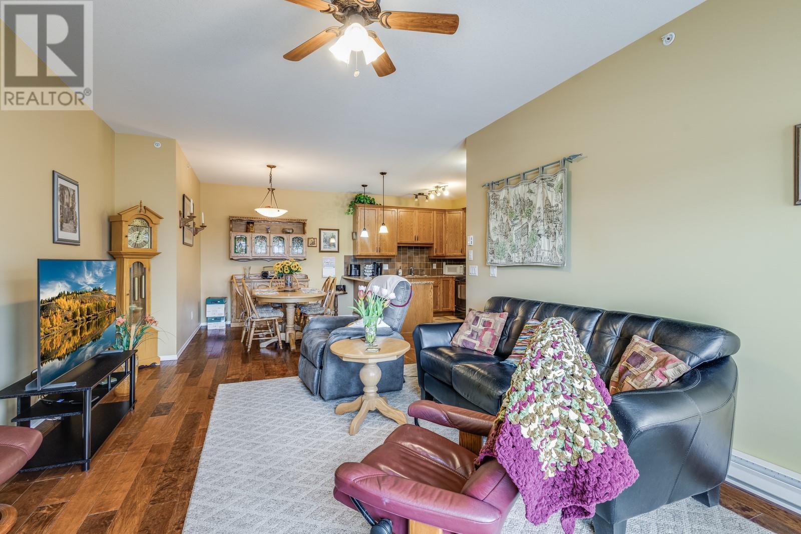 415 250 Hollywood Road South, Kelowna